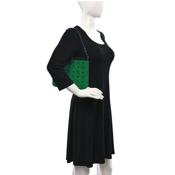 MCM Visetos Liz Shopper Tote Pouch - Picture 3 of 12